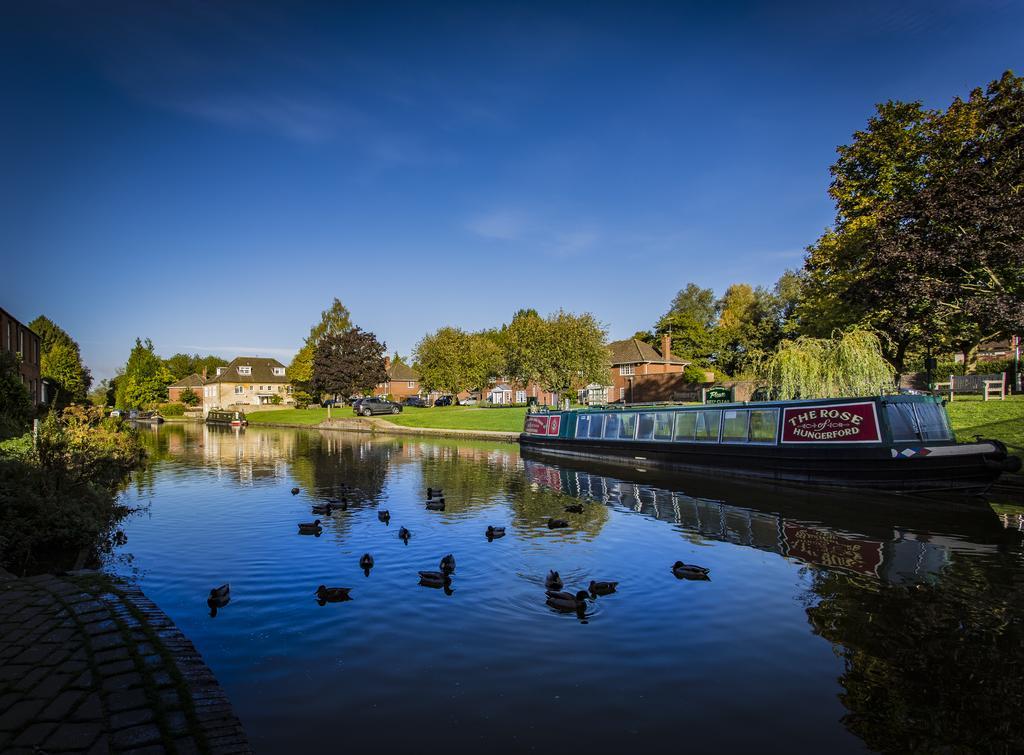 The Three Swans Hotel, Hungerford, Berkshire Екстер'єр фото