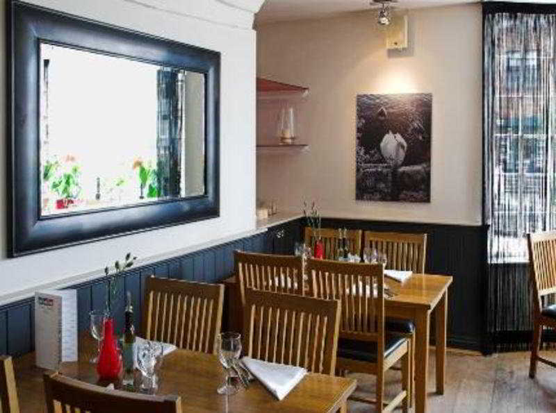 The Three Swans Hotel, Hungerford, Berkshire Екстер'єр фото