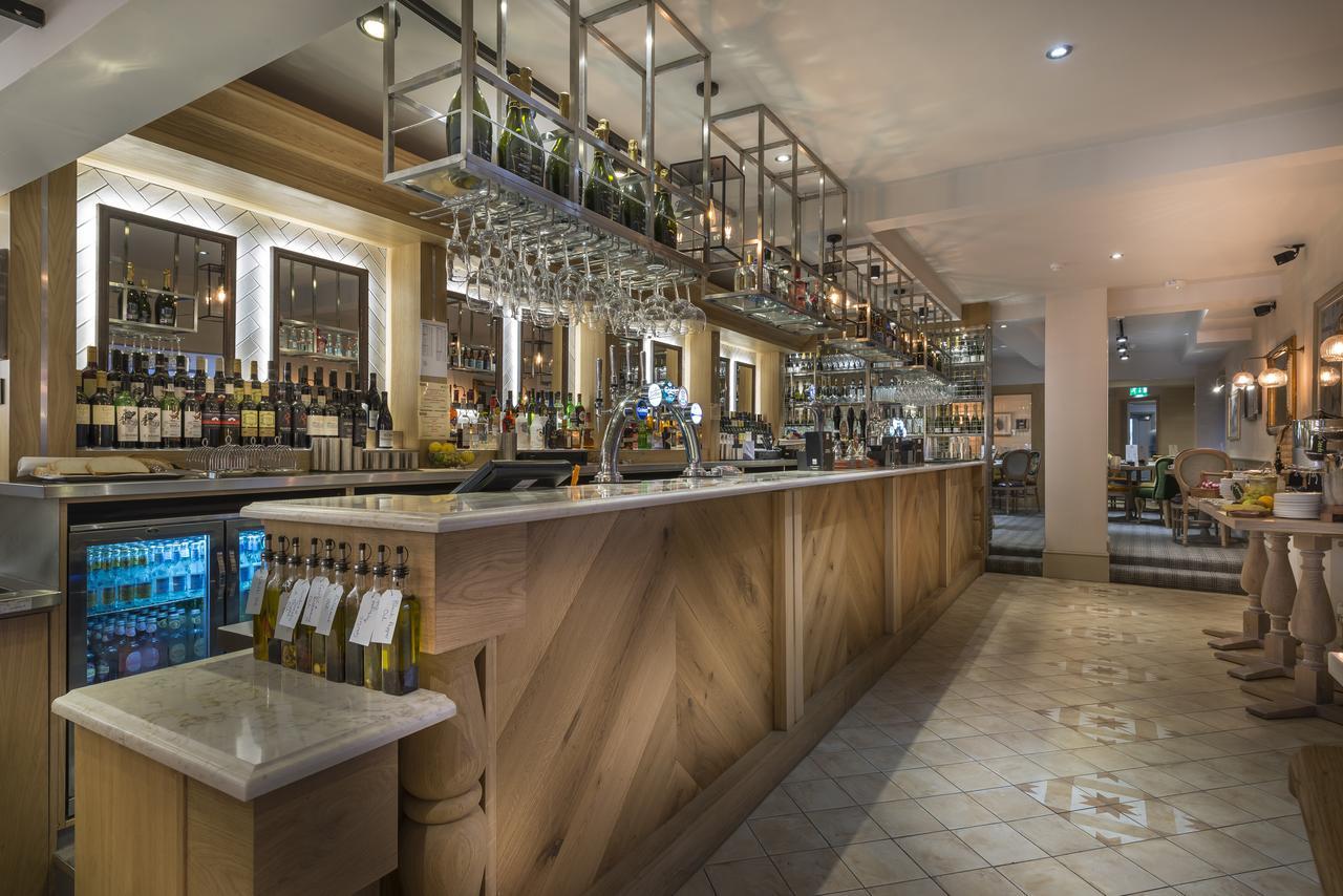 The Three Swans Hotel, Hungerford, Berkshire Екстер'єр фото