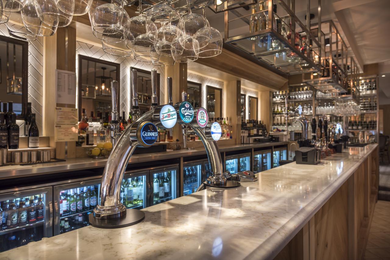 The Three Swans Hotel, Hungerford, Berkshire Екстер'єр фото