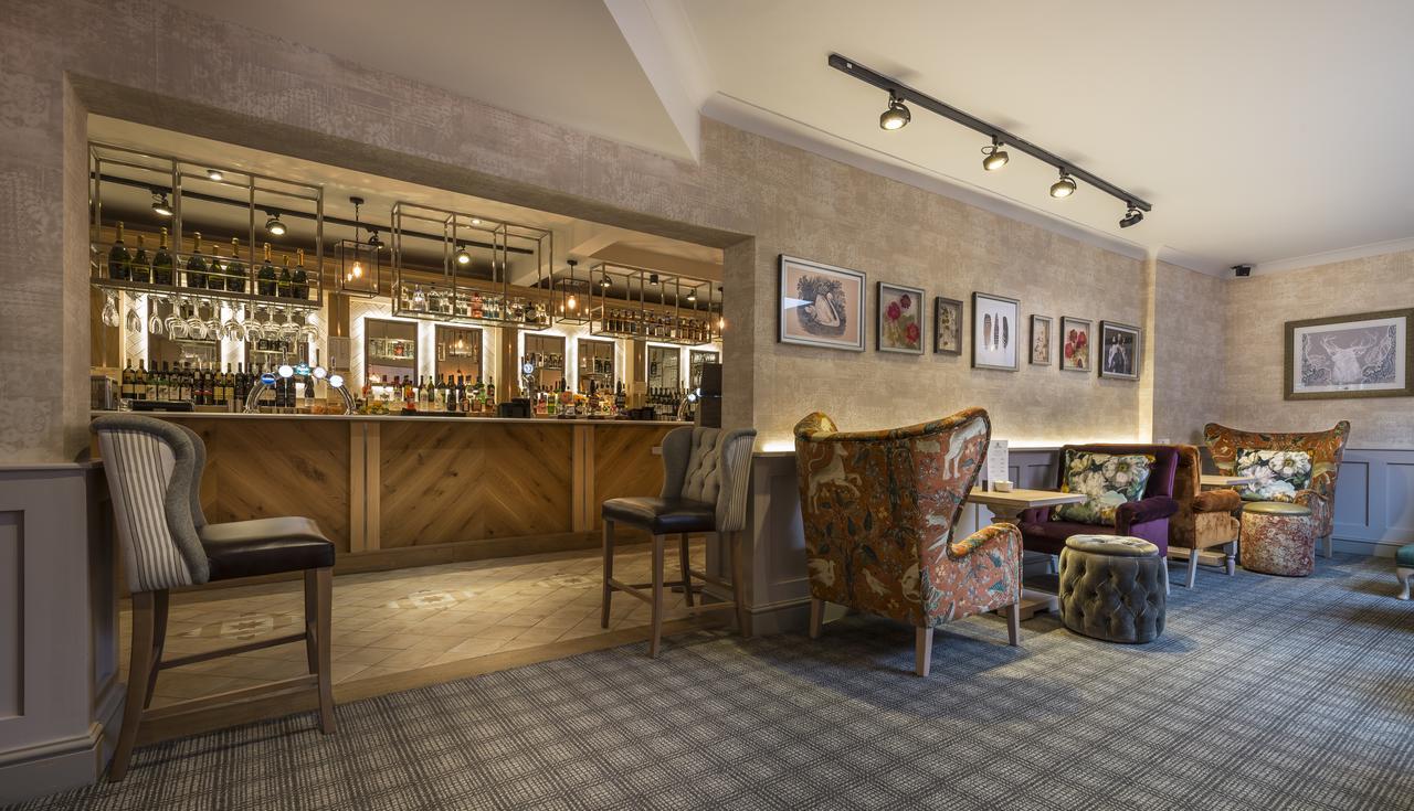 The Three Swans Hotel, Hungerford, Berkshire Екстер'єр фото
